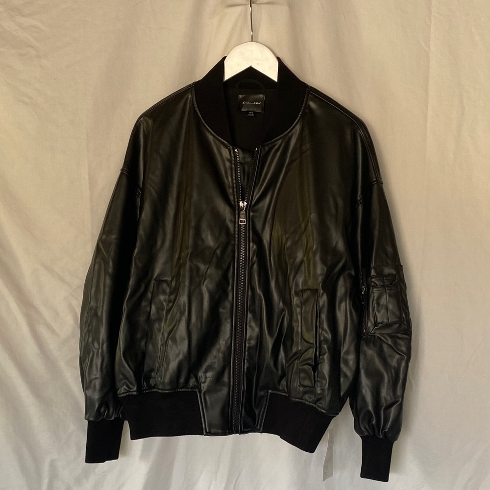 Line & Dot Black Bomber Jacket